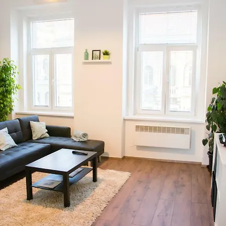 Apartman Slany Appartement *
