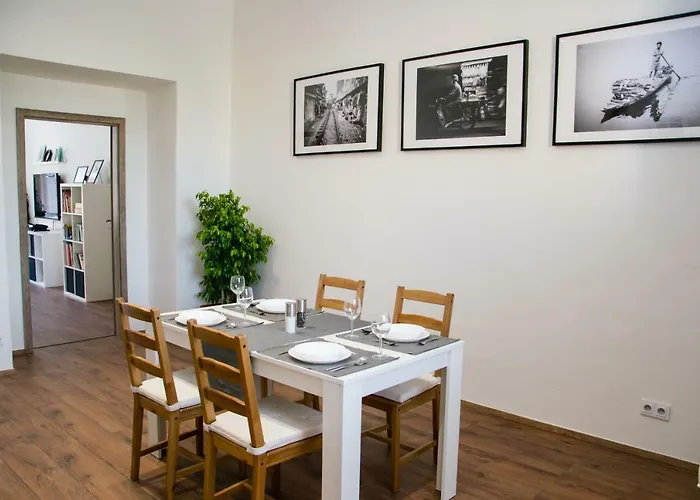 Sunny Aircon In The Centre Of * Slaný